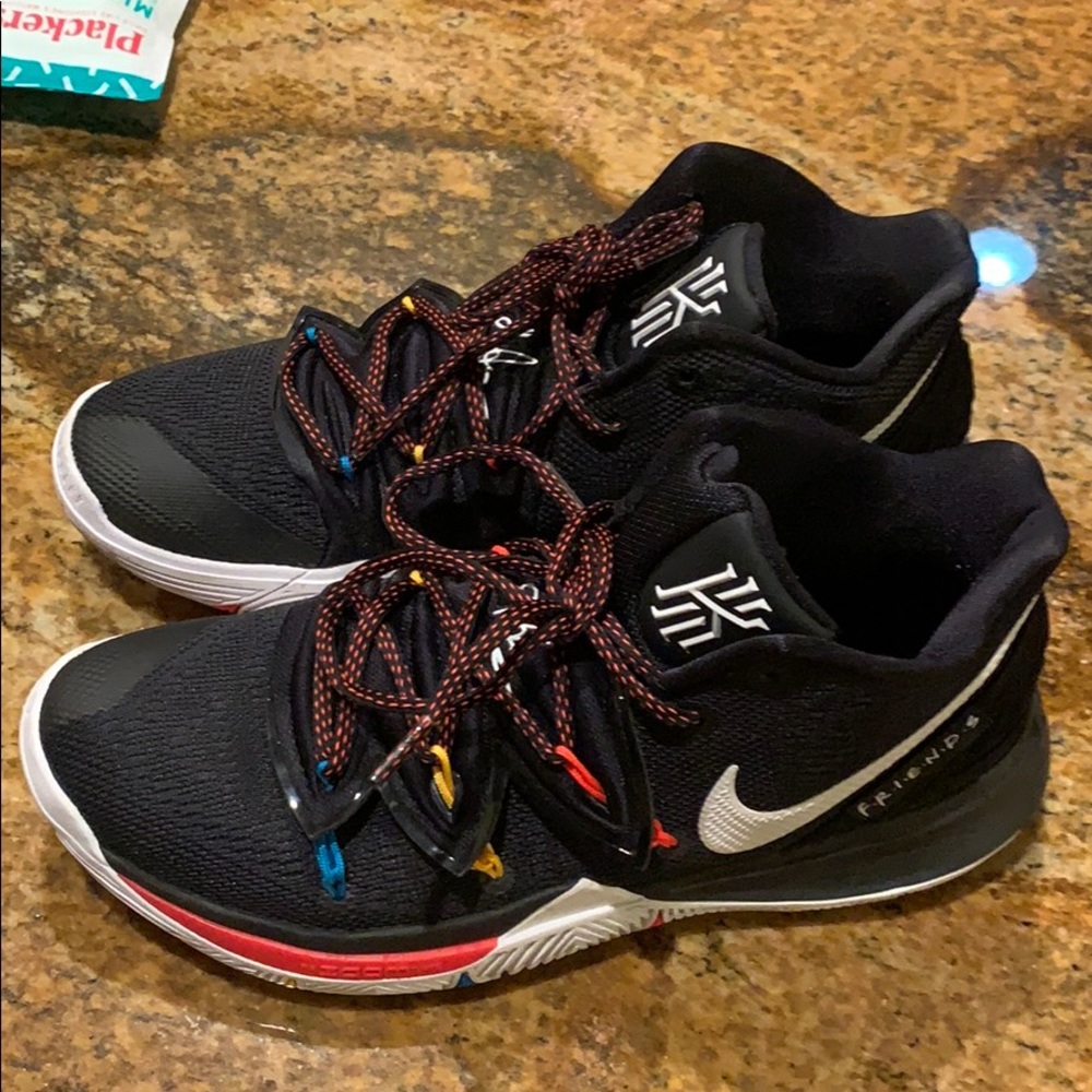 Kyrie 5 friends addition 9.5